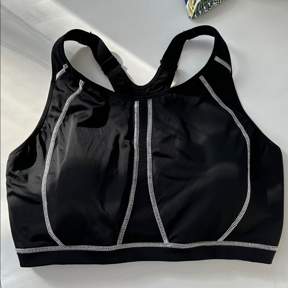 Sports bra size 40DD